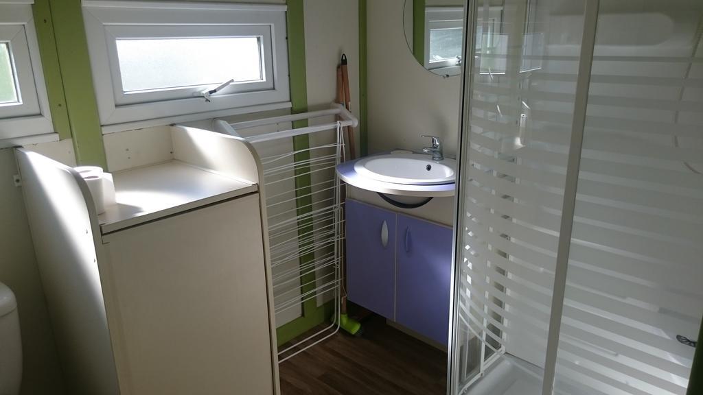 Camping Des Rulieres Hotell Saint-Valérien Eksteriør bilde
