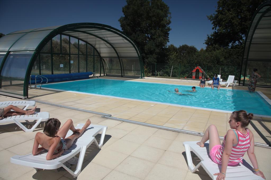 Camping Des Rulieres Hotell Saint-Valérien Eksteriør bilde